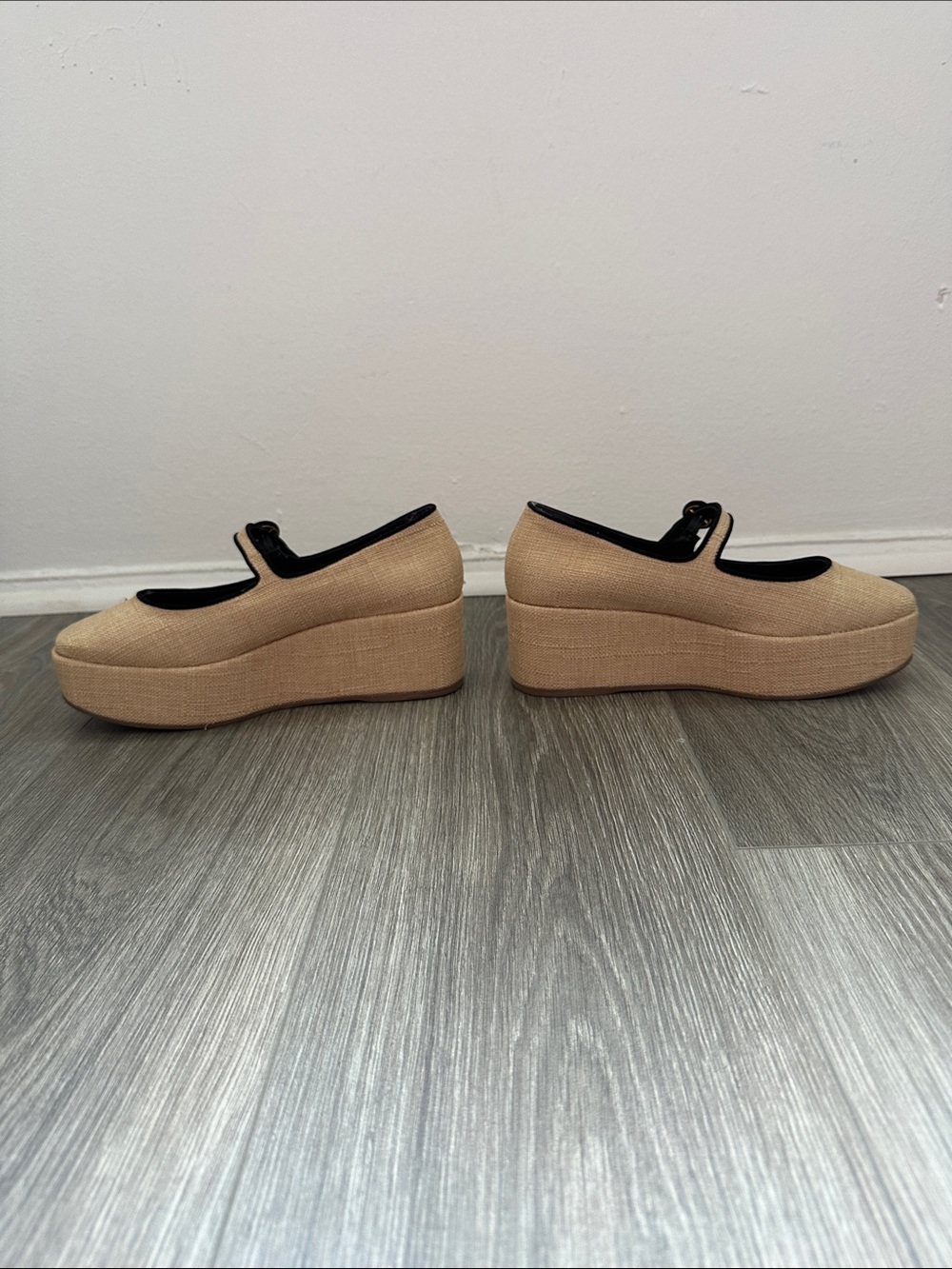 Larroude Beige Platform Mary Jane with Black Trim - Picture 3 of 6